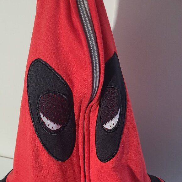Marvel Deadpool Red/Black Full ZIp Hood Jacket/Cosplay Size Large - Picture 4 of 4